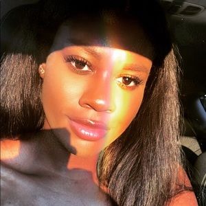 Meet your Posher, Asha